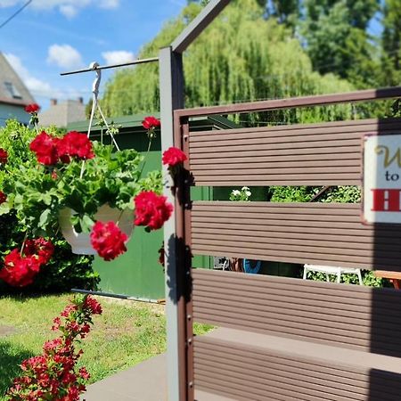 Székesfehérvár2+2Szemelyes Apartman Kerttel公寓 外观 照片