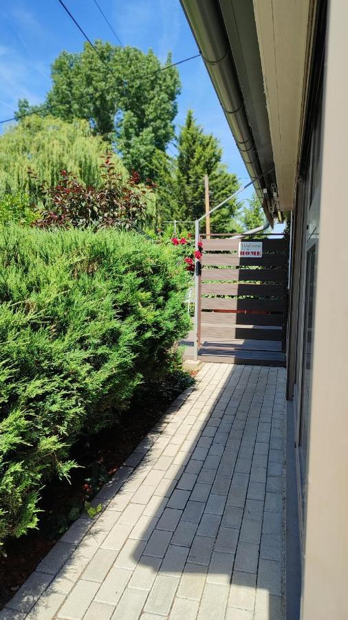 Székesfehérvár2+2Szemelyes Apartman Kerttel公寓 外观 照片